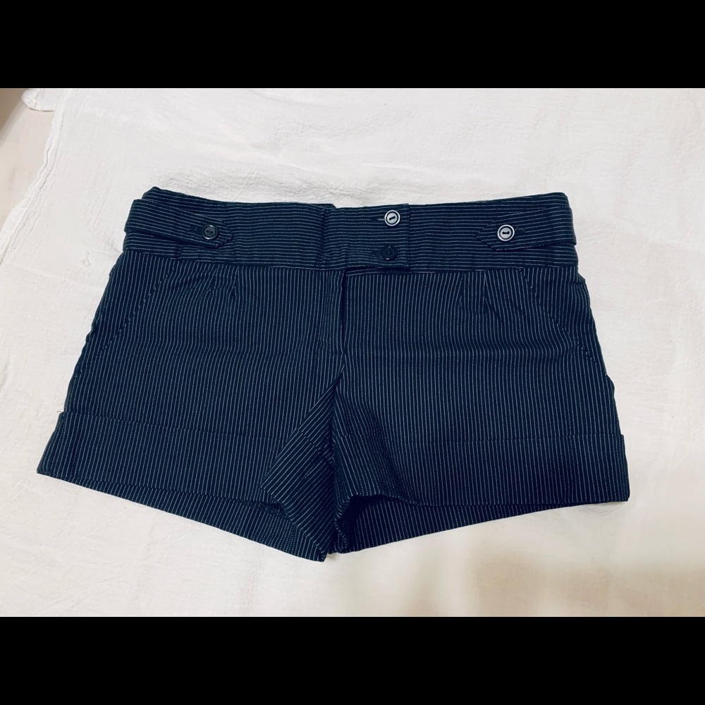 Closet Purge * Guess Shorts
